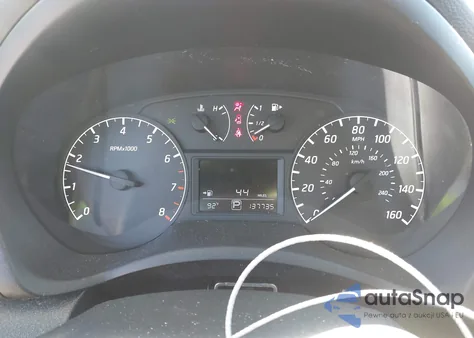 2017 Nissan Sentra S z USA, uszkodzony, nr VIN 3N1AB7AP0HY218768